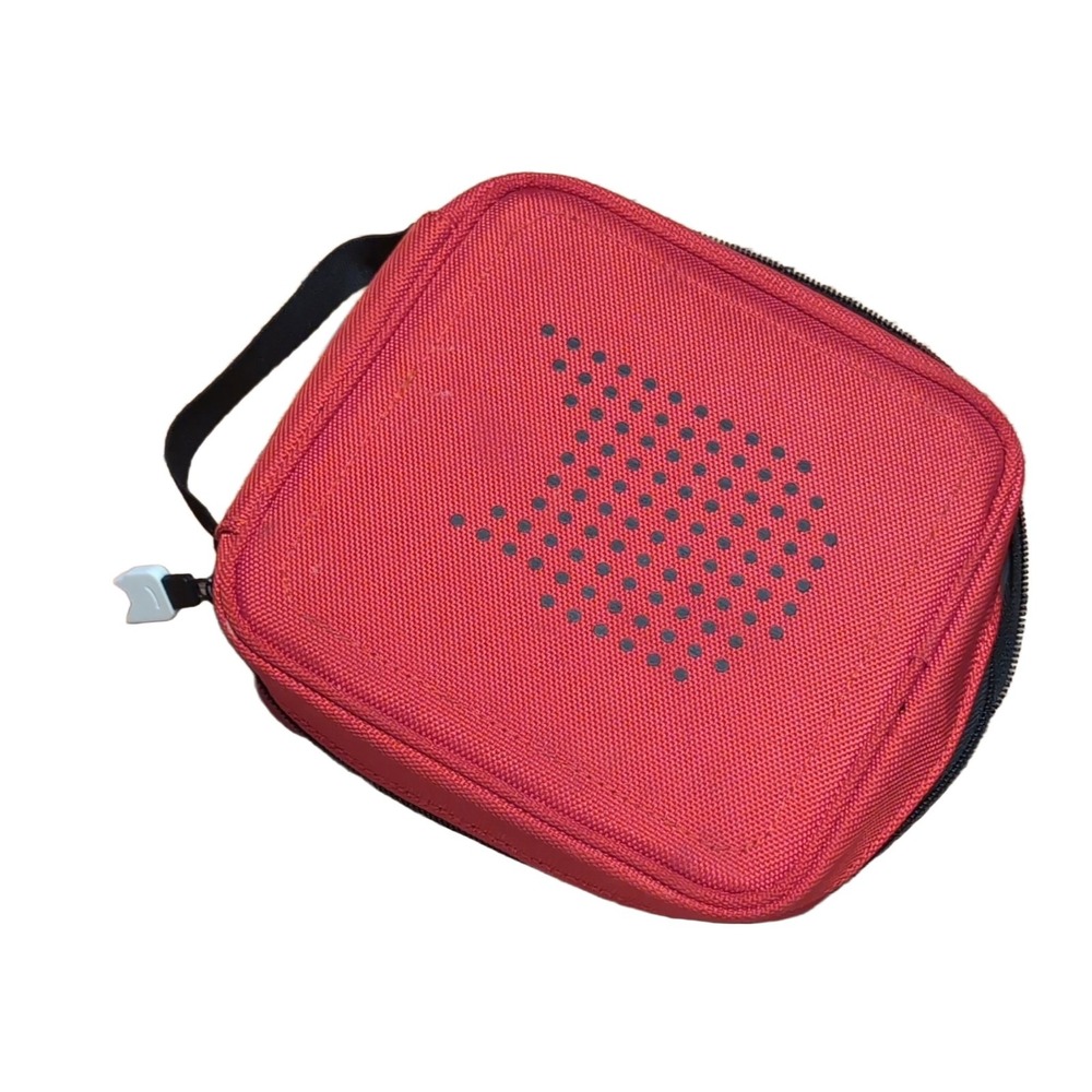 Tonies Carrying Case Red Nylon 10-Tonie Capacity Zipper Handle Dotted
